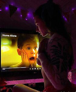 Слитые фотки онлифанс модели Глории Сол