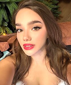 Горячая подборка фото с моделью Seltin